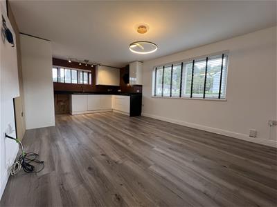 Lounge/Kitchen